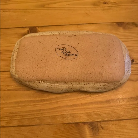 Etta B Pottery - Handmade, Artisanal Pottery - 10x4.5 - NWOT - Picture 2 of 2